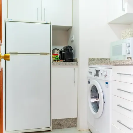 732 Luminoso Estudio En Segunda Linea De Playa En 马尔韦利亚