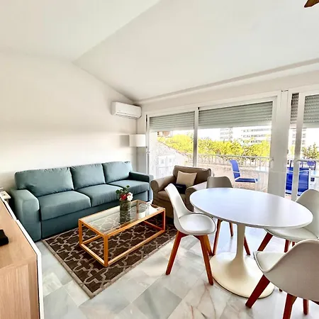 732 Luminoso Estudio En Segunda Linea De Playa En